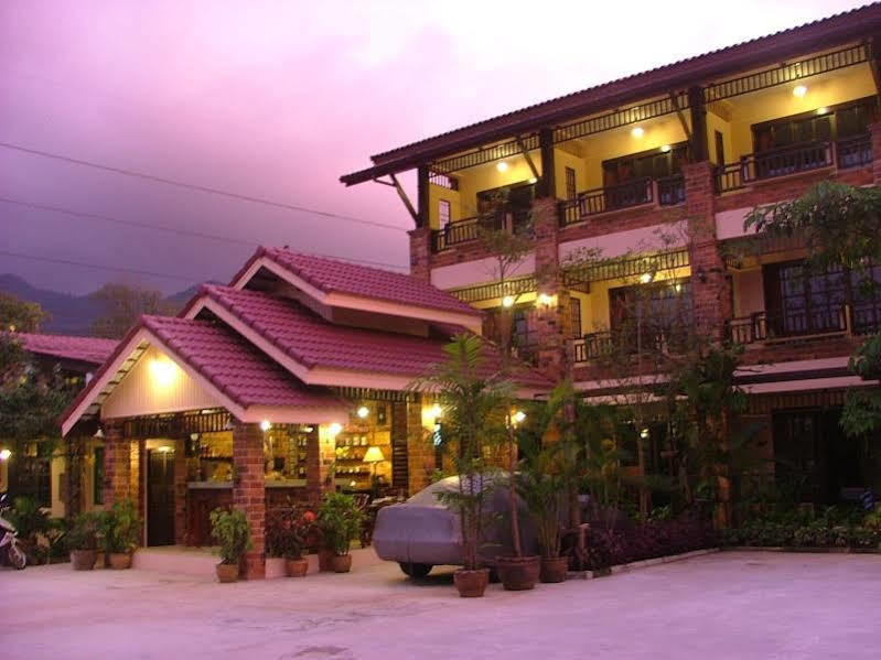 Pathu Resort 拉廊 外观 照片