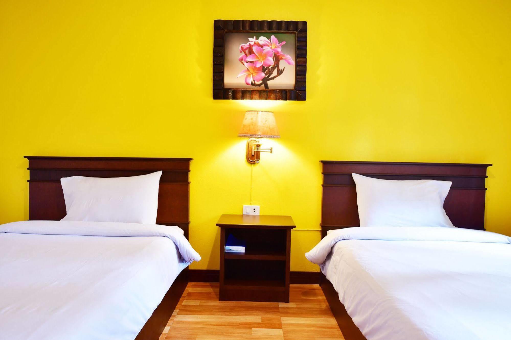 Pathu Resort 拉廊 外观 照片