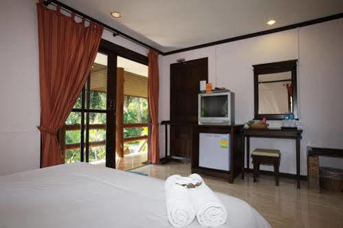 Pathu Resort 拉廊 外观 照片